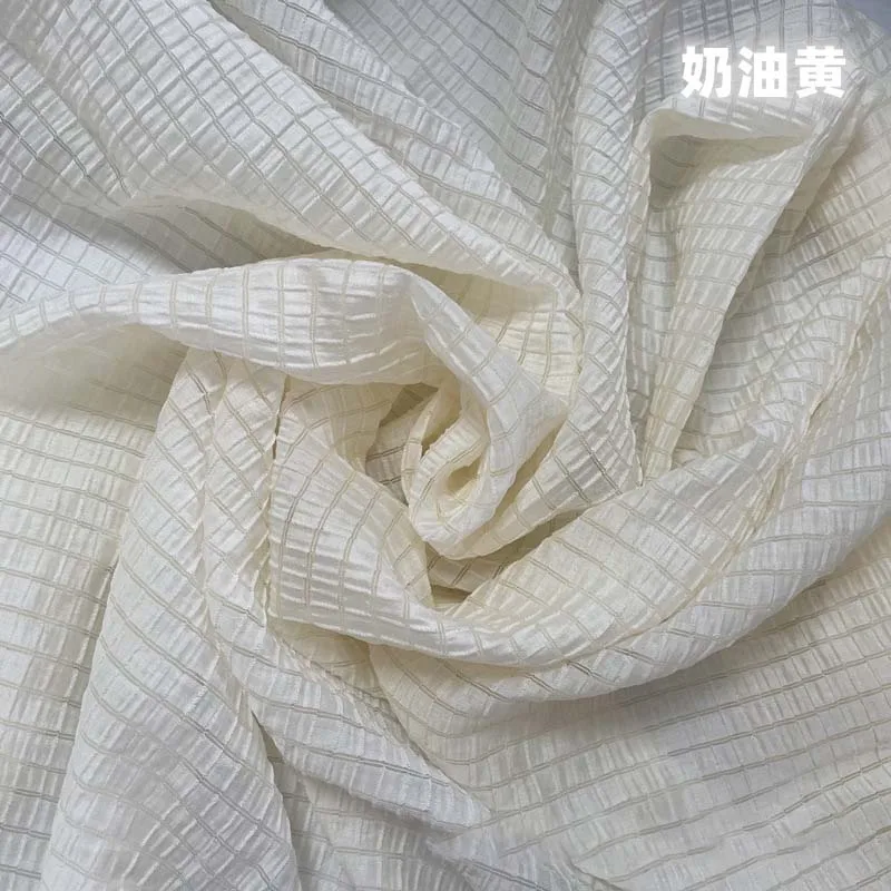 Kremowo-żółta tkanina w kratę, – Is Sewing A Textile Craft recenzja i cena