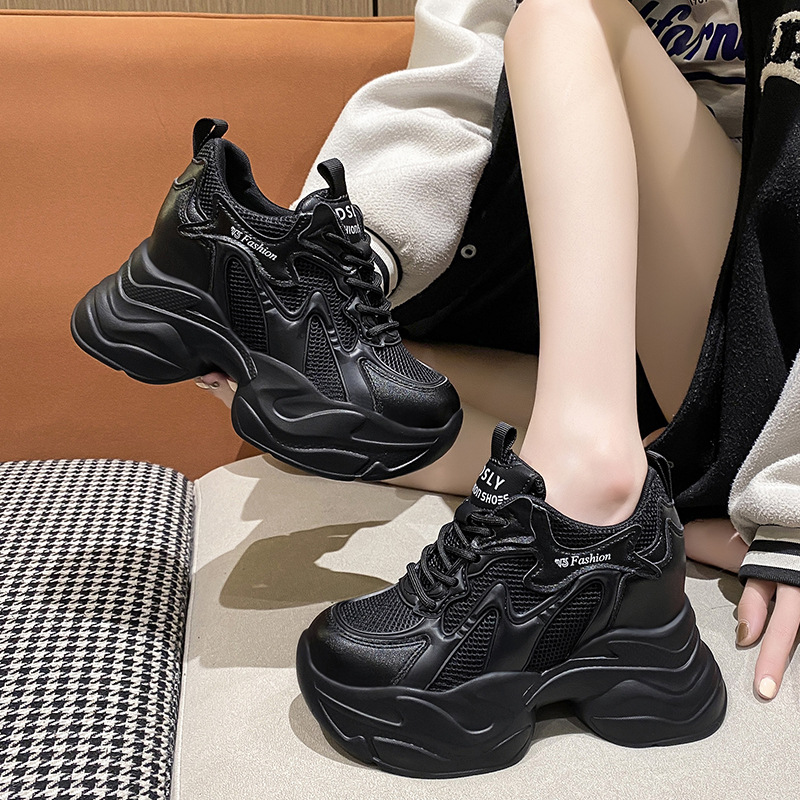 Wzmacniające wzrost buty sport – Sewing New recenzja i cena