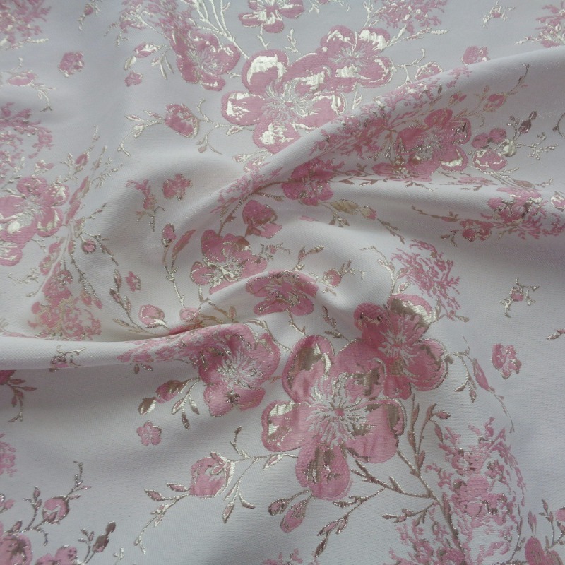 Tkanina żakardowa z tłoczeniem – Sewing Thread In Textile recenzja i cena