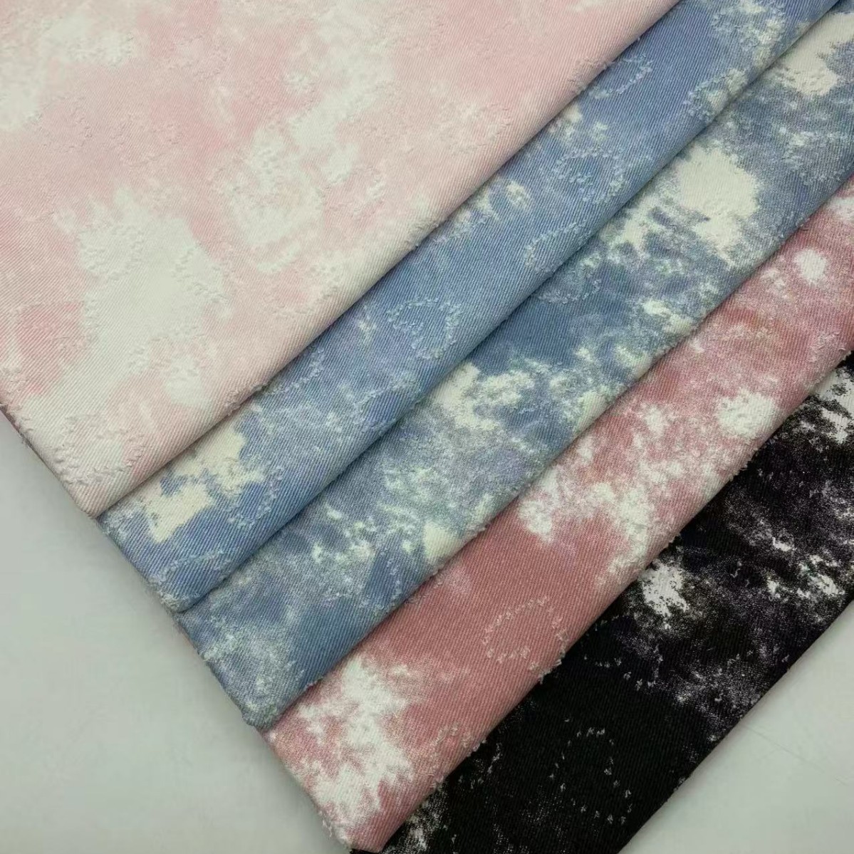 Niebieskie niebo Białe chmury  – Sewing Tie Dye recenzja i cena