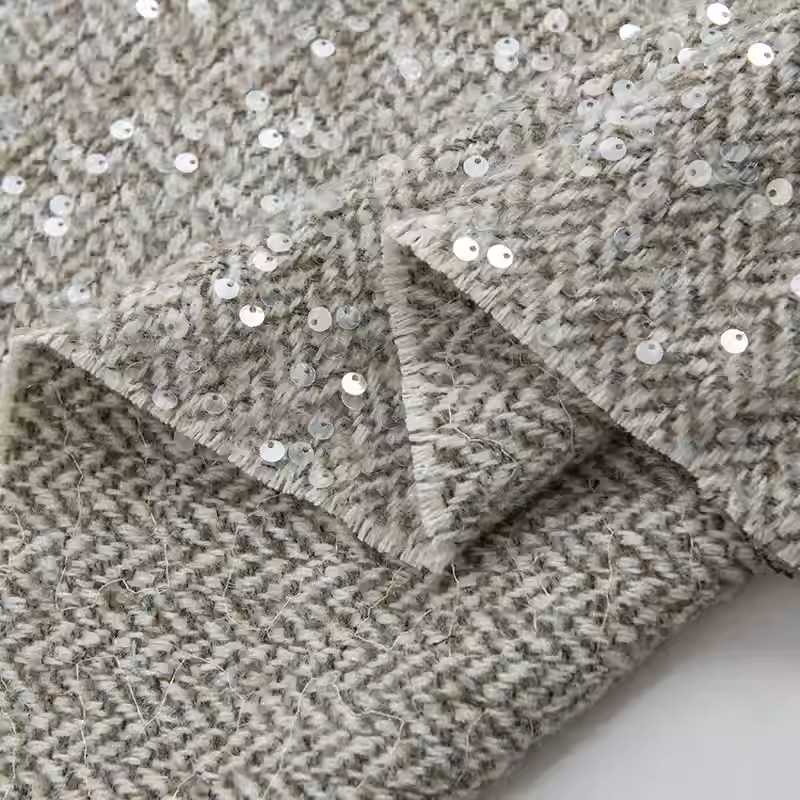 Jasnoszara tkanina tweedowa z  – Sewing Tweed recenzja i cena